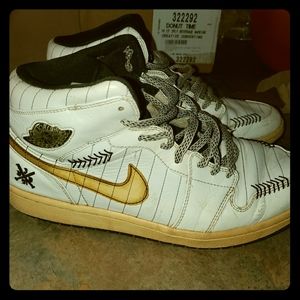 NIKE AIR JORDAN I RETRO 1 BARONS OPENING DAY 2008